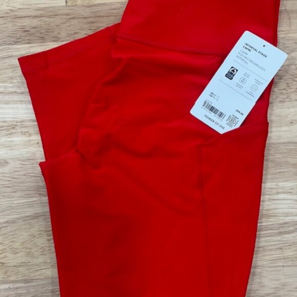Interval Stash High Rise Capri Sleek PowerMove fabric, Red, M/T - Picture 4 of 6